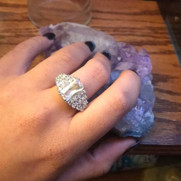 Ring - Picture 2 of 3